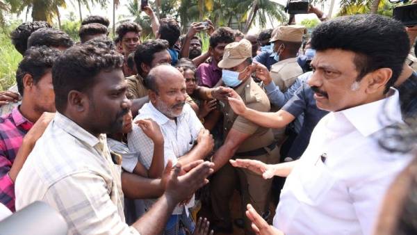 தலைசிறந்த மாவட்டம் 