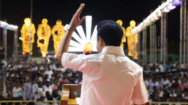 மக்களாட்சிதான் முக்கியம் மக்களாட்சிதான் முக்கியம்