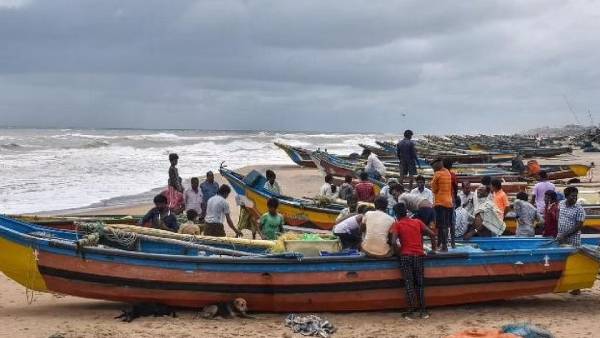 காற்று வீசும் 