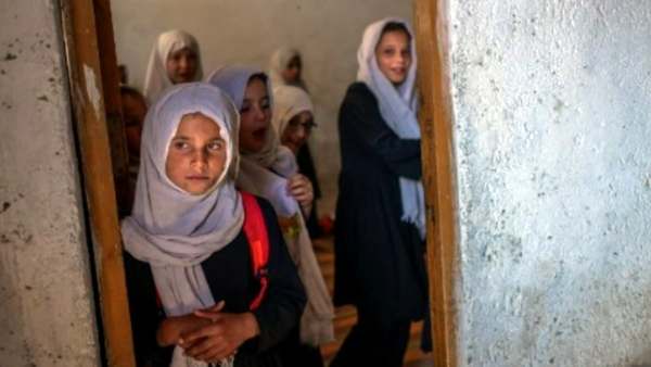 பெண்களுக்கான கட்டுப்பாடுகள் 