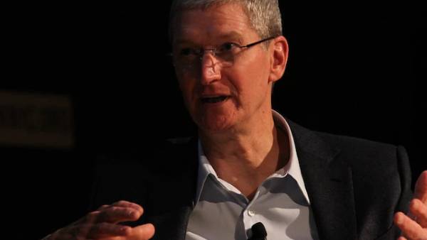 ஆப்பிள் நிறுவனம் அதிரடி ஆப்பிள் நிறுவனம் அதிரடி