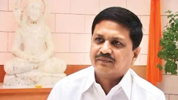 நரேஷ் பட்டேலின் ஒற்றை நிபந்தனை