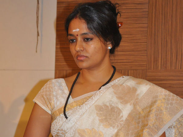 ரஞ்சிதாவுடன் கும்மாளம் 