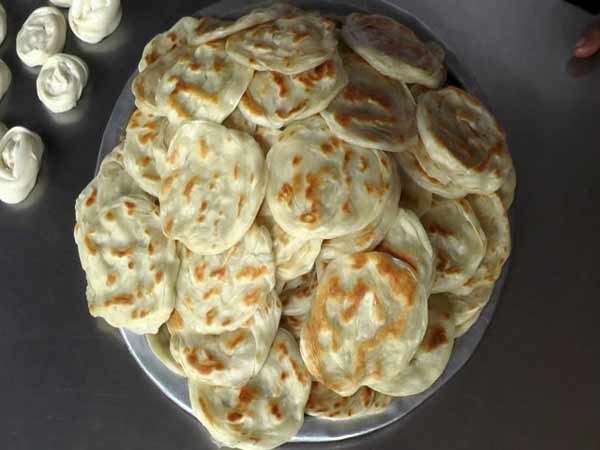 ஓட்டலில் விசாரணை 