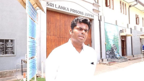 12 தமிழக மீனவர்கள் கைது 12 தமிழக மீனவர்கள் கைது
