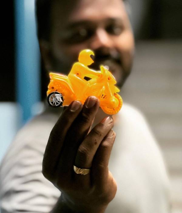 பொம்மை பைக் 