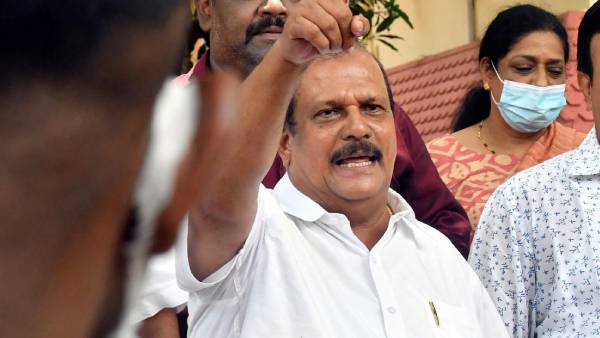 ஜாமீன் விதிமீறல் 