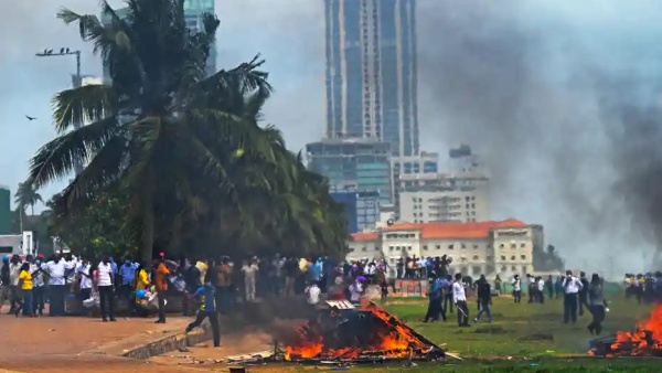 கொழும்பு வன்முறை 