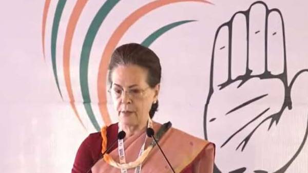 கட்சியில் மாற்றங்கள் தேவை கட்சியில் மாற்றங்கள் தேவை