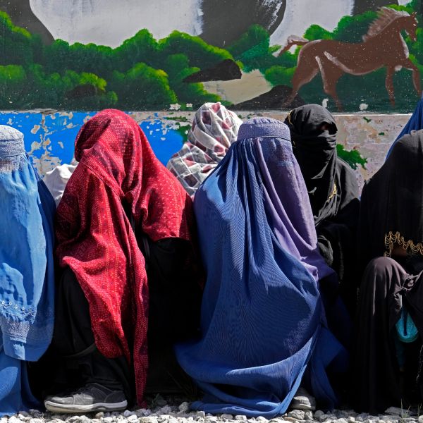 பெண்களுக்கான கட்டுப்பாடுகள் 