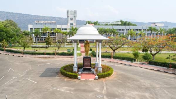 ஆளுநர் - அமைச்சர் 