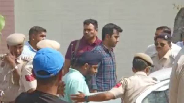 ஆபாசமான நச்சுக் கருத்து 