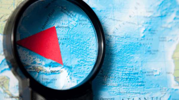 முக்கோணத்தில் என்ன இருக்கு 