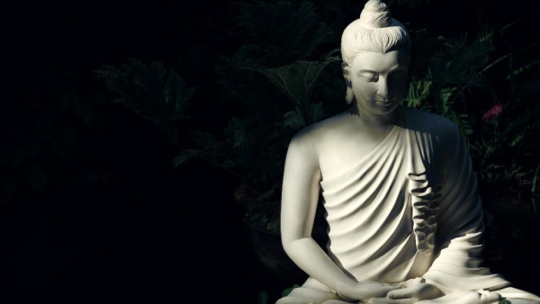 இலங்கையில் புத்த பூர்ணிமா இலங்கையில் புத்த பூர்ணிமா