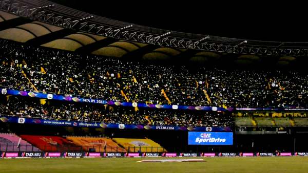  மின் வெட்டால் பாதிப்பு 