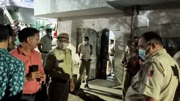 டெல்லி குடும்பம் 