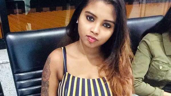 ஆபாச வீடியோக்கள் 