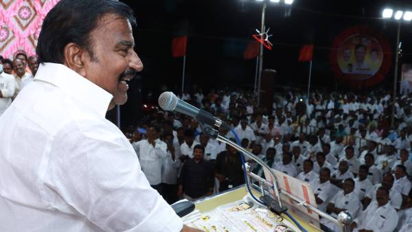 வெற்றி விழாவாக 