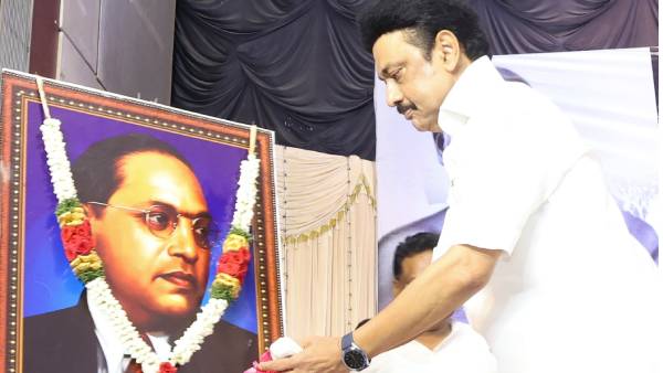 கருணாநிதி 
