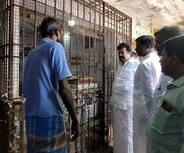 திருவள்ளூர் எம்.எல்.ஏ.