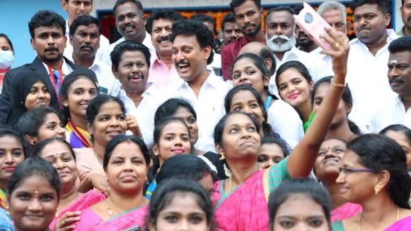 ஆசிரியர்கள் அதிர்ச்சி 