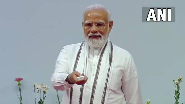 தமிழை புகழ்ந்த பிரதமர் மோடி தமிழை புகழ்ந்த பிரதமர் மோடி