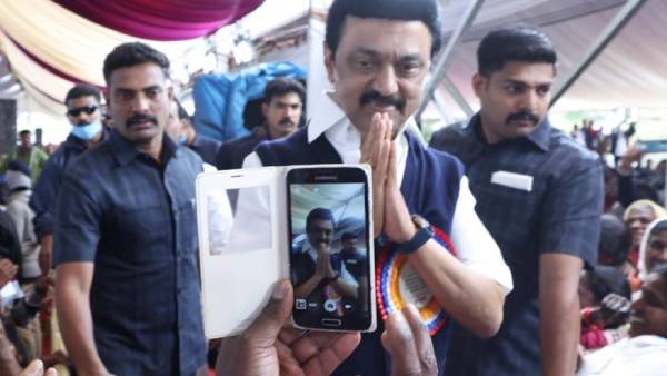  குறைகளைக் கேட்டார் 