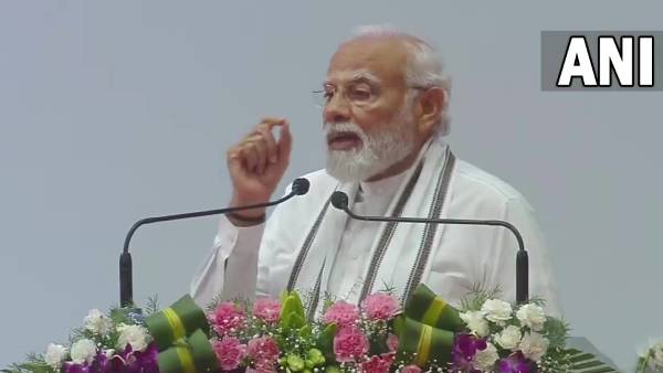 இலங்கை உதவும் இந்தியா 