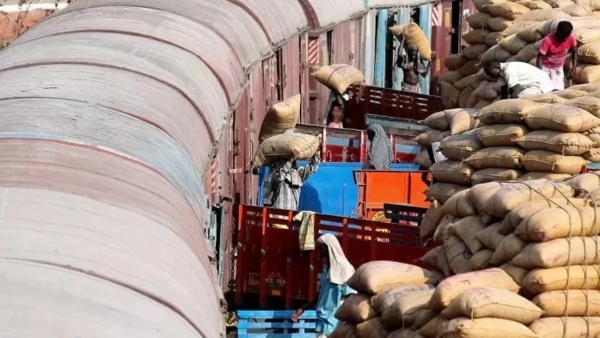  அரிசி மூட்டைகள் வீண்