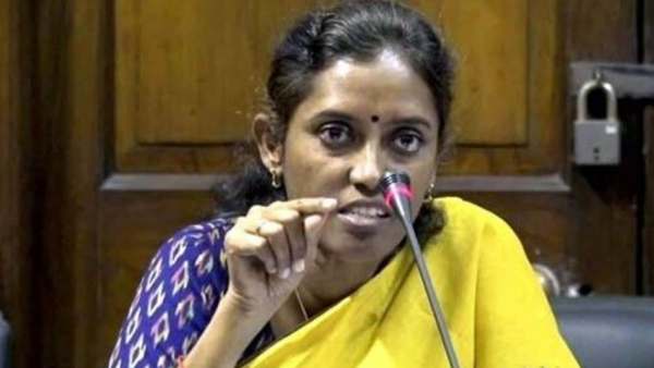 பாலியல் குற்றவாளி சீமான் 