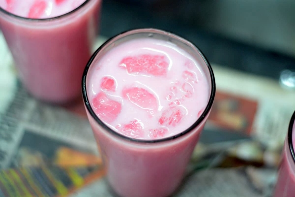 ரோஸ்மில்க்கால் மயக்கம் 