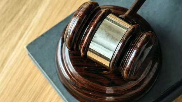 வழக்கு நீதிபதிகள் வழக்கு நீதிபதிகள்