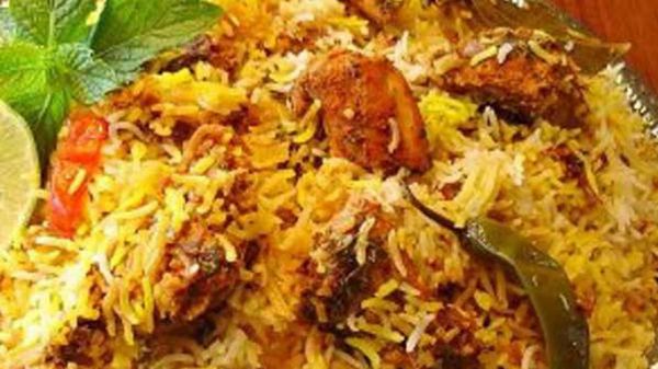 50 ஸ்டால்கள் 