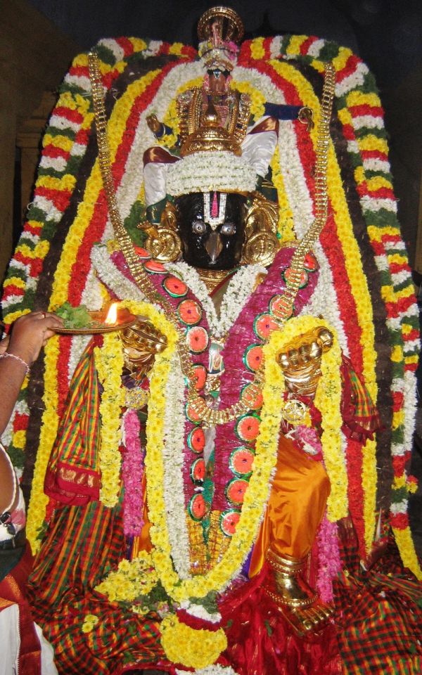  எடை கூடும் கல் கருடர் 