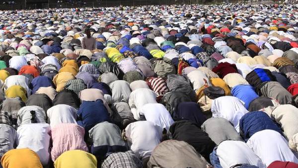 In Uttarakhand Hindu sisters Fulfil father's last wish donate Rs 1.2 Crore land to Mosque 