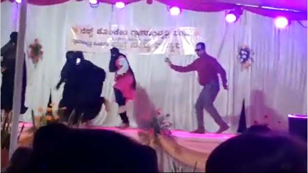 புர்கா அணிந்து நடனம் 