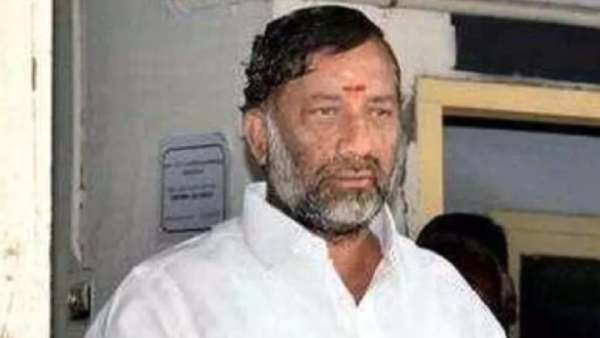 எதிர்க்கட்சித் தலைவர் 