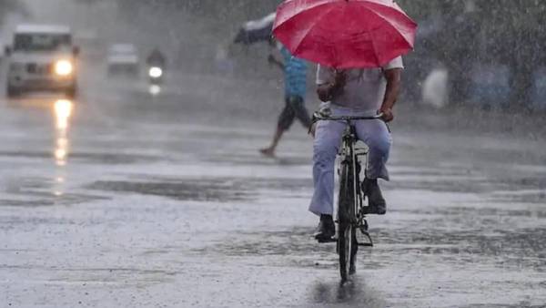 மேற்குவங்காளத்தில் மழை 