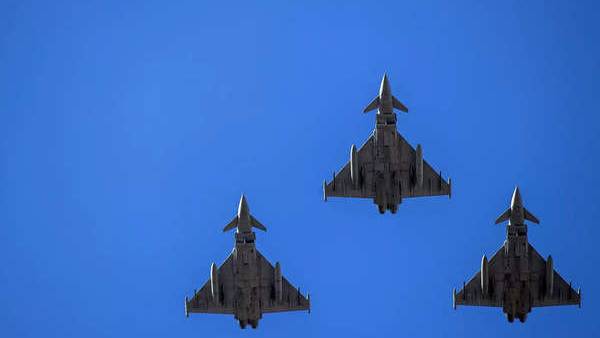 கவலையளிக்கிறது கவலையளிக்கிறது