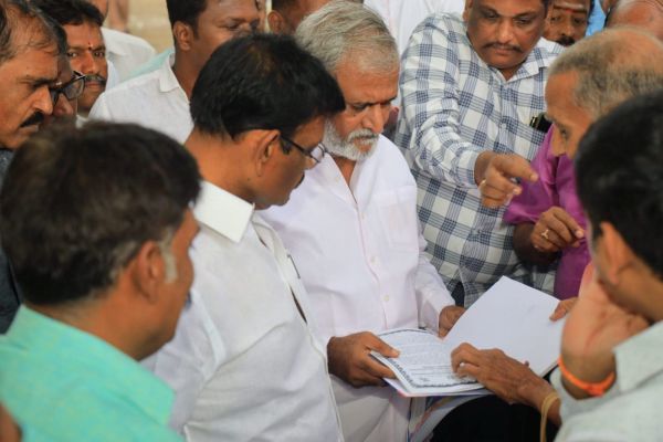  கோவில்களும் பக்தர்களும்