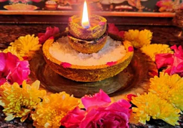 உப்பு தீபம்