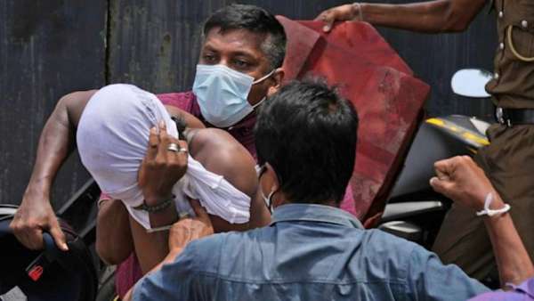 துப்பாக்கிச் சூட்டில் 5 பேர் பலி 