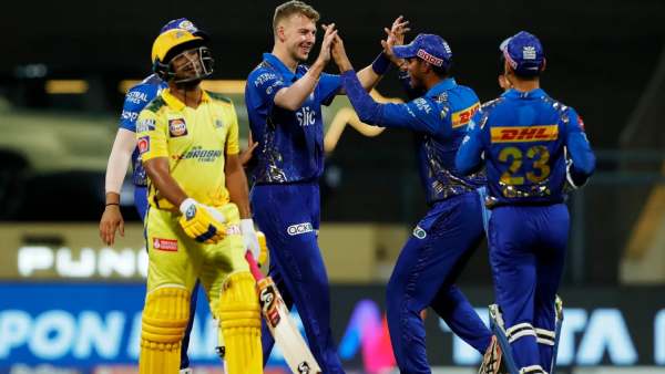 நிலைகுலைந்த சி.எஸ்.கே. தொடக்க வரிசை 