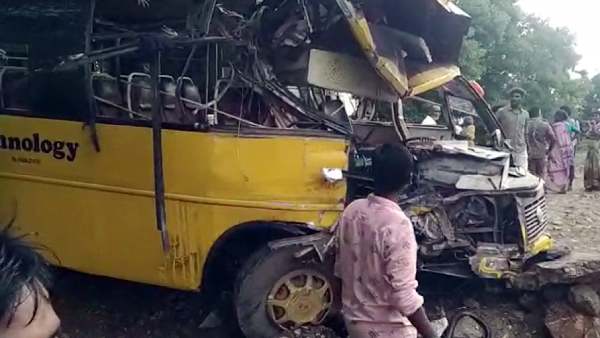 தனியார் பேருந்து 