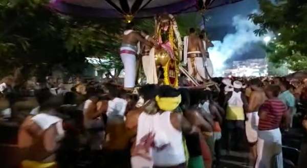 சலசலப்பு சலசலப்பு