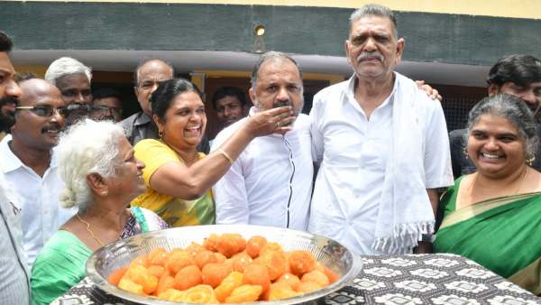 கொண்டாட்டம் 