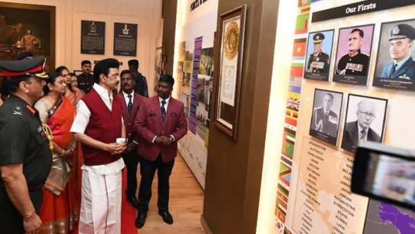 நேரில் பார்வையிட்டார் 