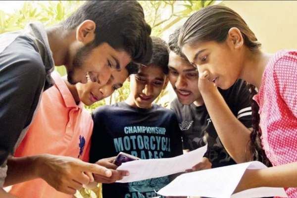 பாலிடெக்னிக் கட்டணம் 