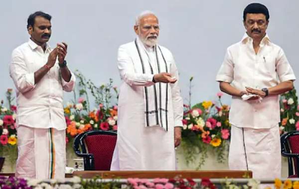  பிரதமர் நிகழ்ச்சி 
