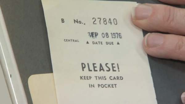 1976 ஆம் ஆண்டு 